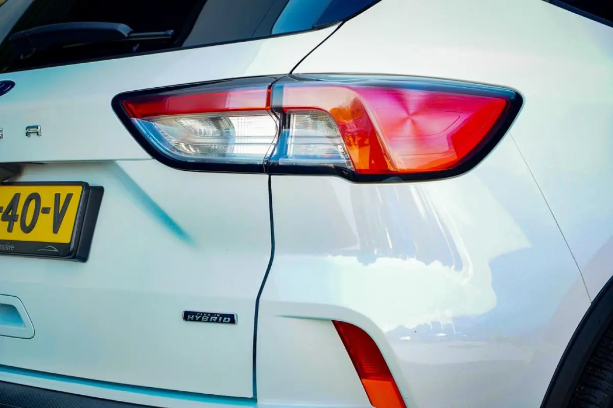 2.5 PHEV Titanium / Afneembare trekhaak / Privacy Glass / Stoelverwarming / Incl BTW