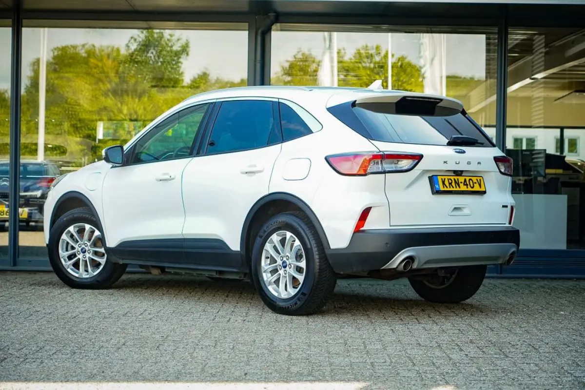 2.5 PHEV Titanium / Afneembare trekhaak / Privacy Glass / Stoelverwarming / Incl BTW