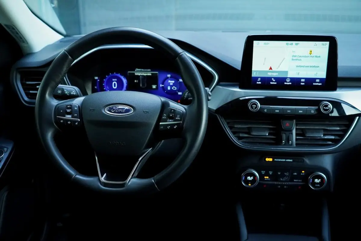 2.5 PHEV Titanium / Afneembare trekhaak / Privacy Glass / Stoelverwarming / Incl BTW