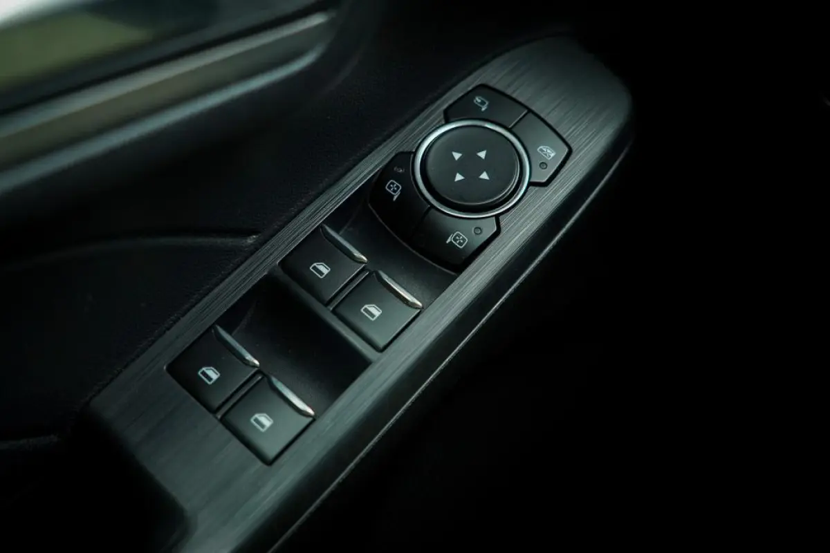 2.5 PHEV Titanium / Afneembare trekhaak / Privacy Glass / Stoelverwarming / Incl BTW