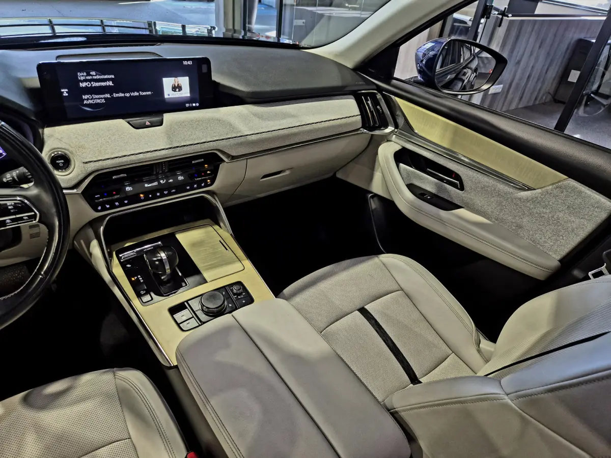 2.5 e-SkyActiv PHEV Takumi Bose | HUD | el Trekhaak | 360 Camera | Leder