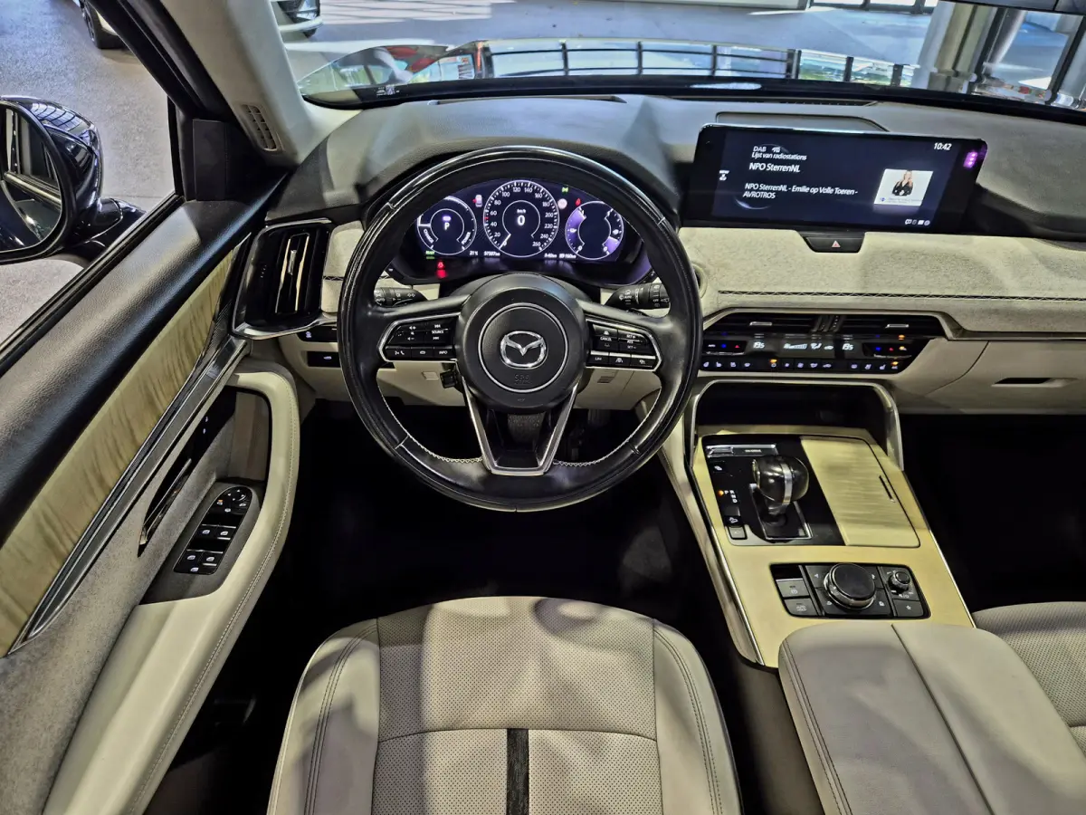 2.5 e-SkyActiv PHEV Takumi Bose | HUD | el Trekhaak | 360 Camera | Leder