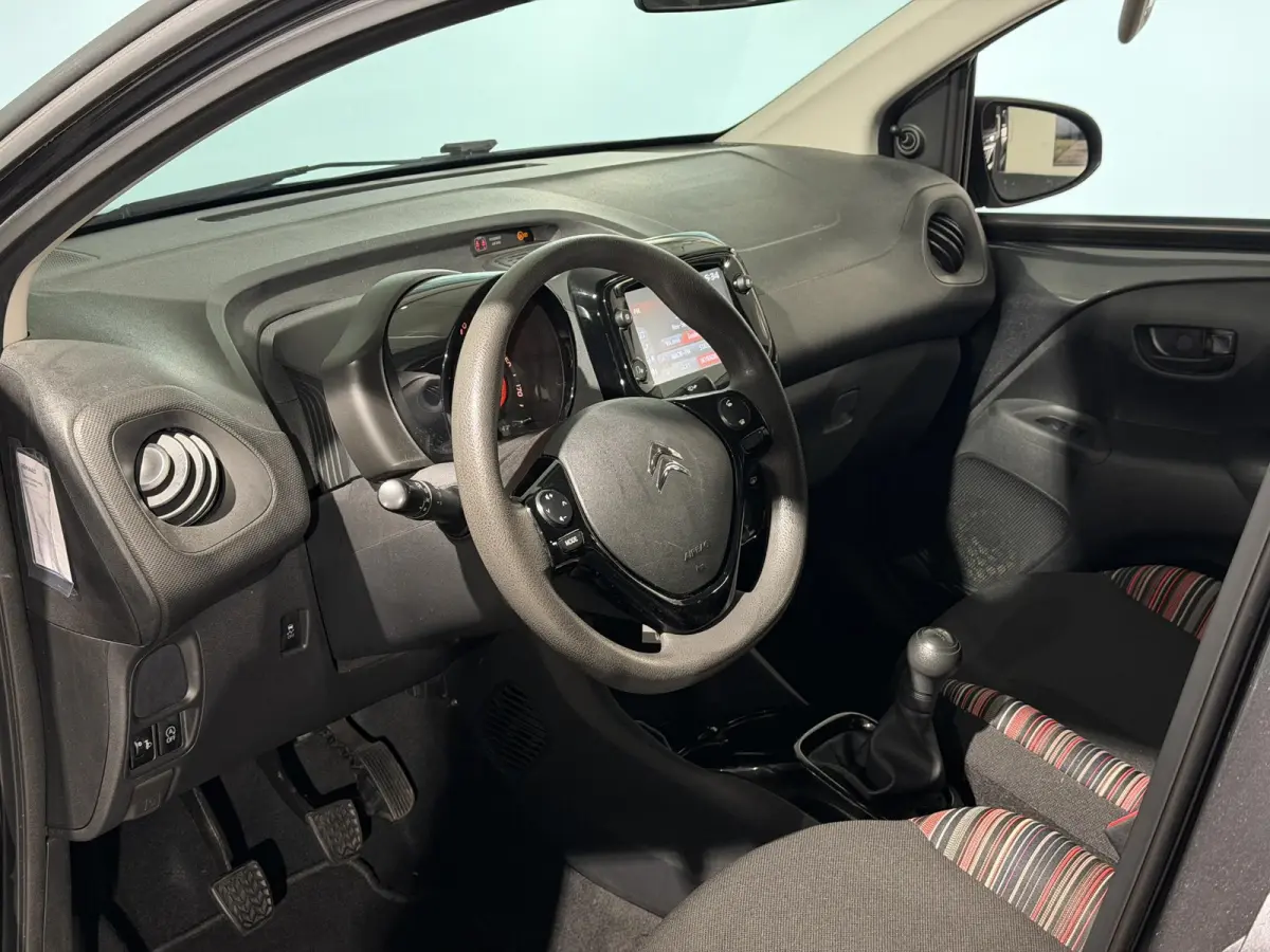 1.0 VTi Feel | Camera | Apple carplay & Android Auto | BOM VOL!