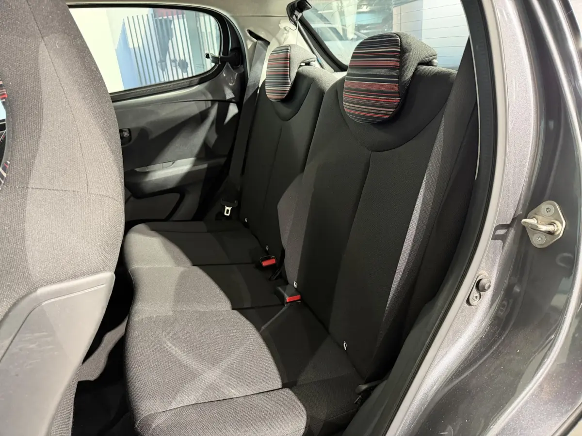 1.0 VTi Feel | Camera | Apple carplay & Android Auto | BOM VOL!