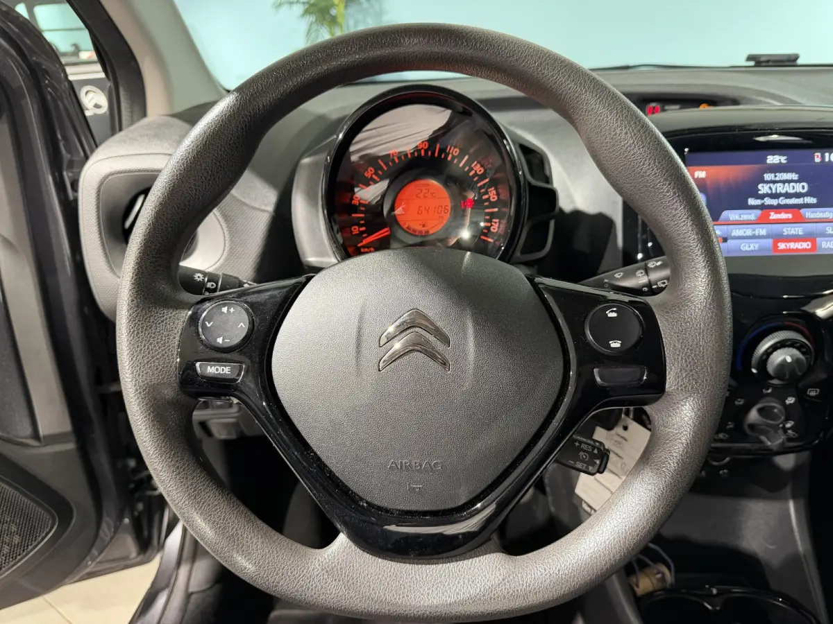 1.0 VTi Feel | Camera | Apple carplay & Android Auto | BOM VOL!