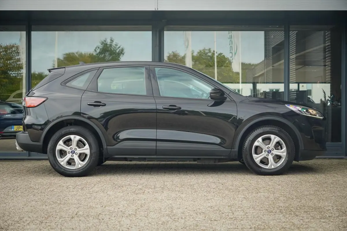 2.5 PHEV Titanium / Winter Pack / Zwart Metallic / Incl BTW