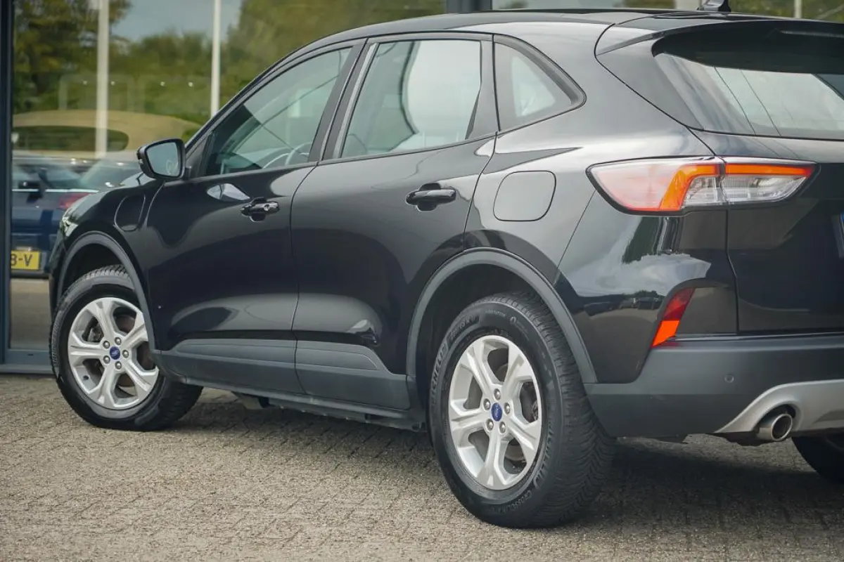 2.5 PHEV Titanium / Winter Pack / Zwart Metallic / Incl BTW