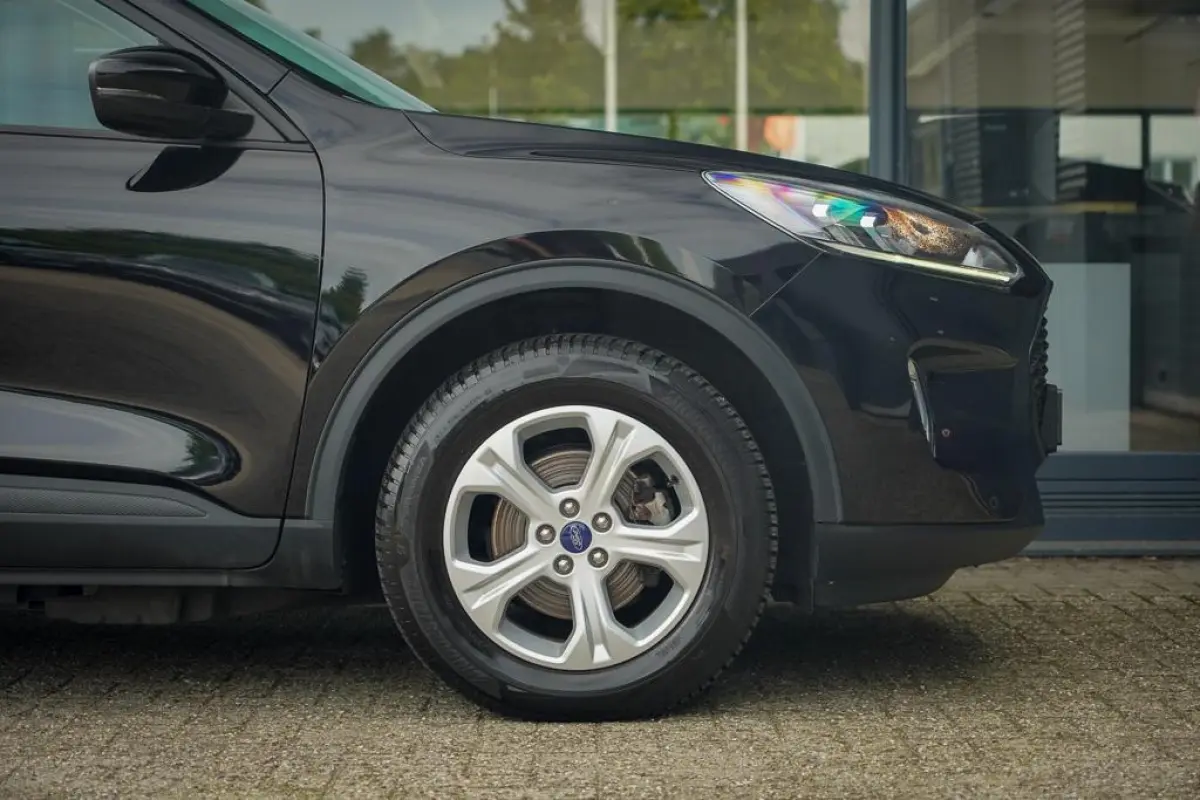 2.5 PHEV Titanium / Winter Pack / Zwart Metallic / Incl BTW