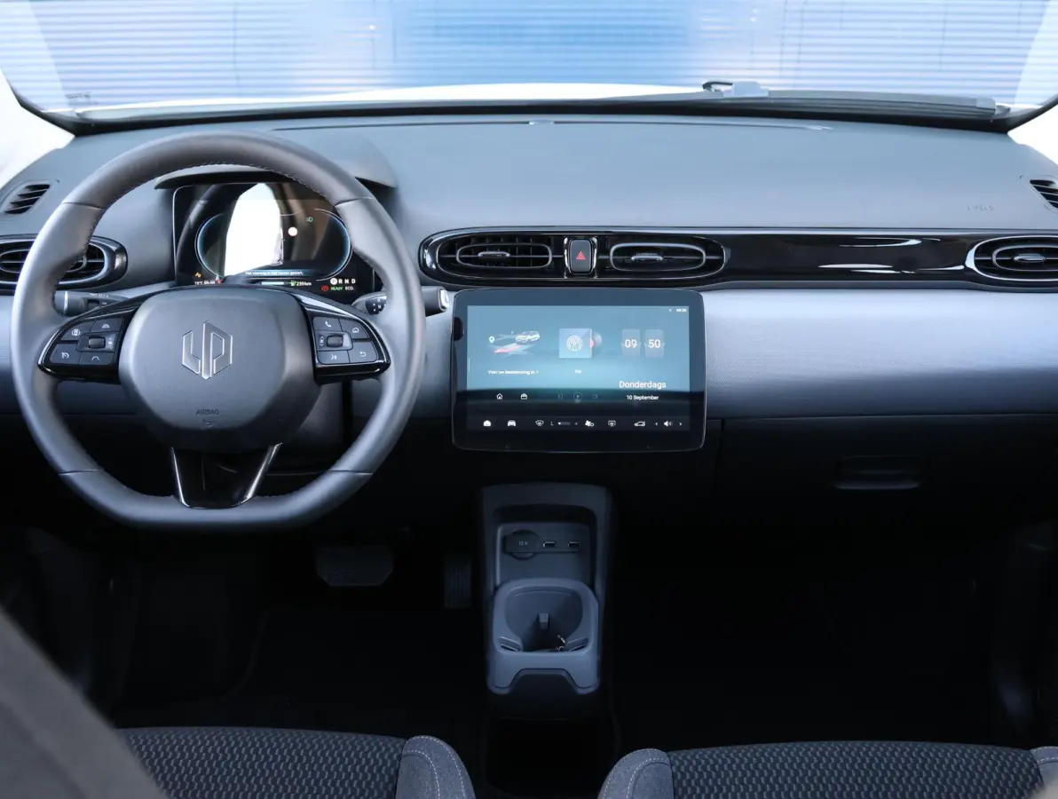 Design 37.3 kWh 1e Eigenaar | ACCU 100% | Keyless | Camera | 15" LMV