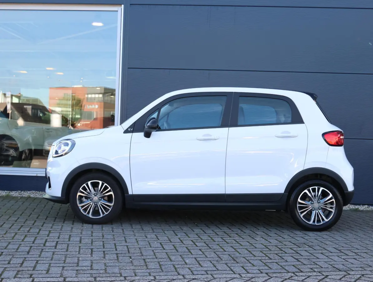 Design 37.3 kWh 1e Eigenaar | ACCU 100% | Keyless | Camera | 15" LMV