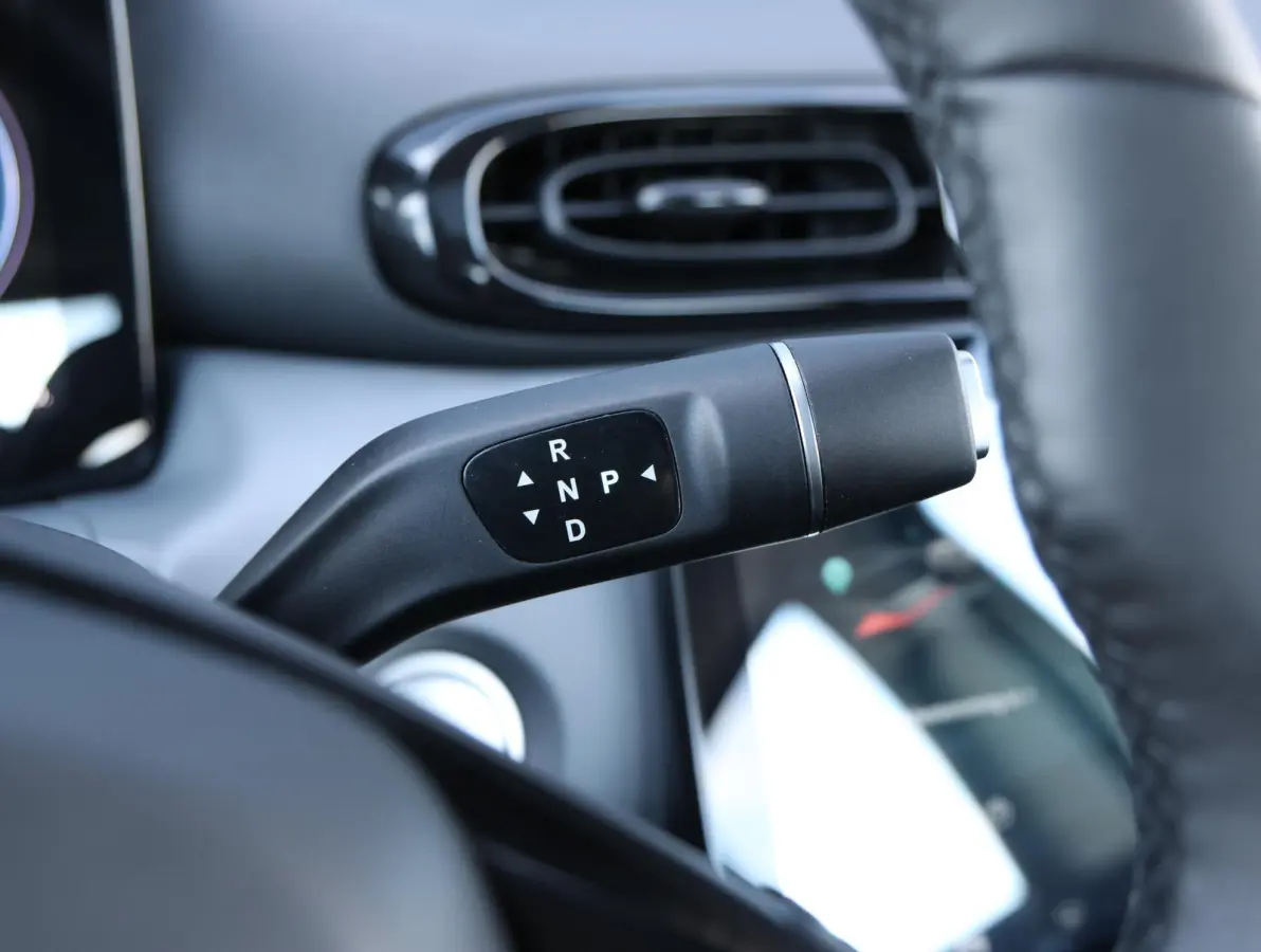 Design 37.3 kWh 1e Eigenaar | ACCU 100% | Keyless | Camera | 15" LMV