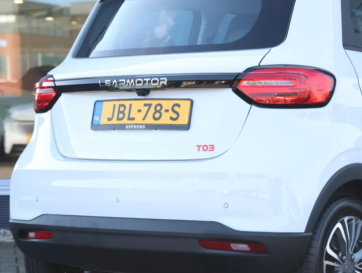 Design 37.3 kWh 1e Eigenaar | ACCU 100% | Keyless | Camera | 15" LMV