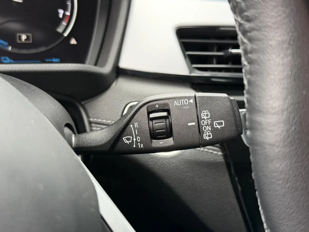 xDrive25e 18"/Leder/Harman Kardon/Camera/Apple Carplay & Android Auto