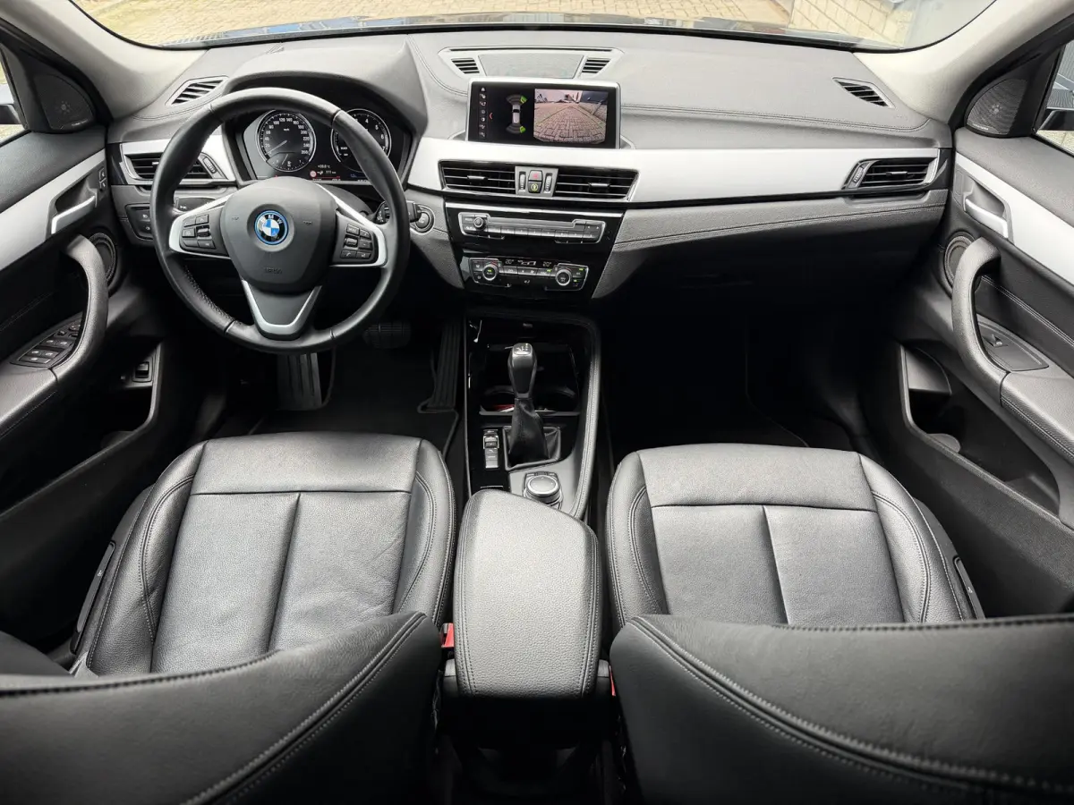 xDrive25e 18"/Leder/Harman Kardon/Camera/Apple Carplay & Android Auto