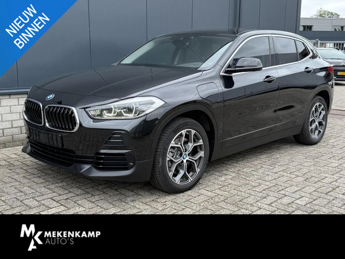 xDrive25e 18"/Leder/Harman Kardon/Camera/Apple Carplay & Android Auto