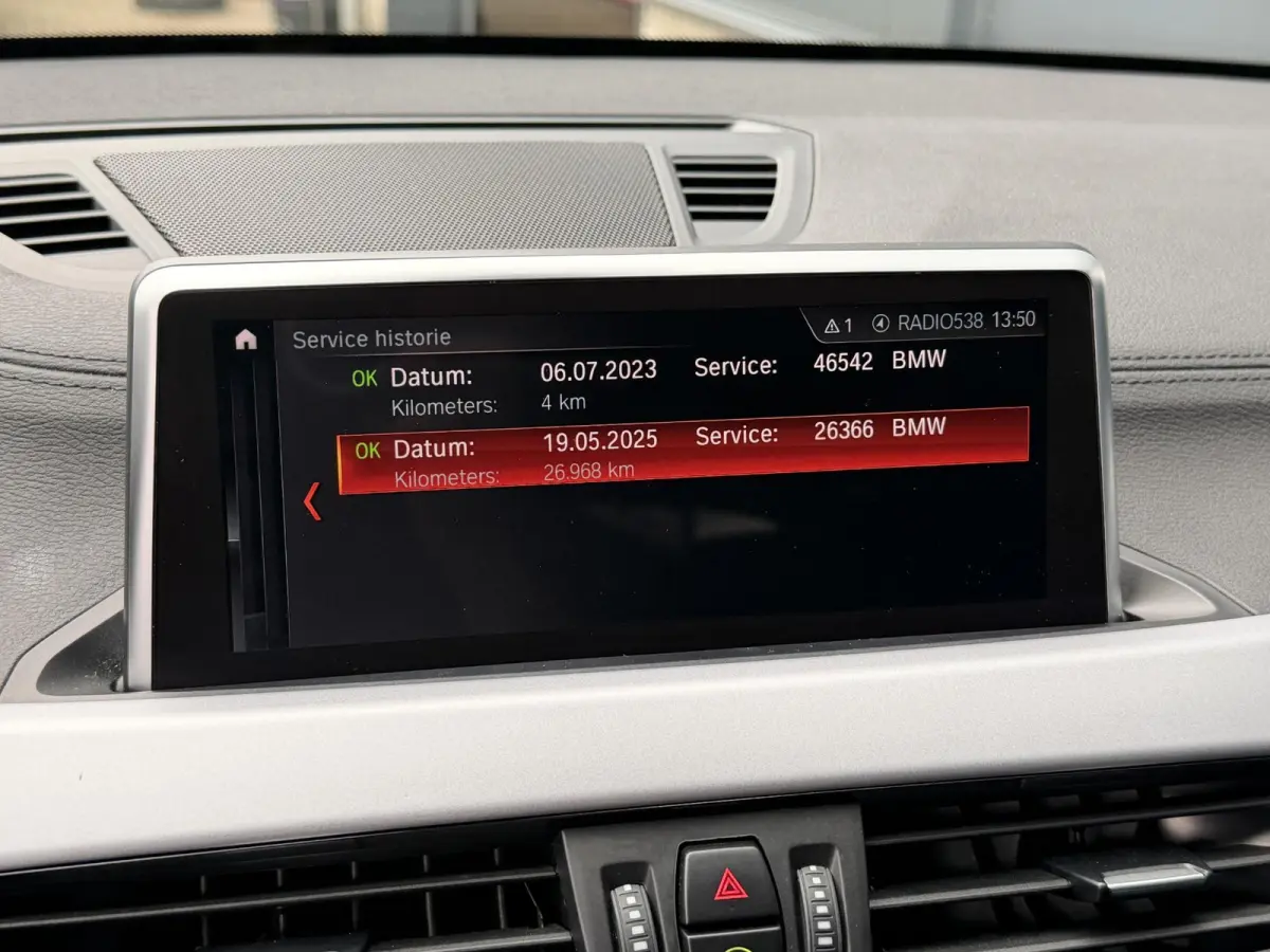 xDrive25e 18"/Leder/Harman Kardon/Camera/Apple Carplay & Android Auto