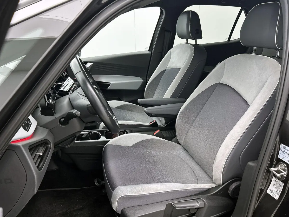 First Plus 58 kWh | 204 PK | SoH 91,21% | Apple Carplay/Android Auto | navigatiesysteem full map | Achteruitrijcamera | DAB ontvanger | Cruise control adaptief met Stop&Go |
