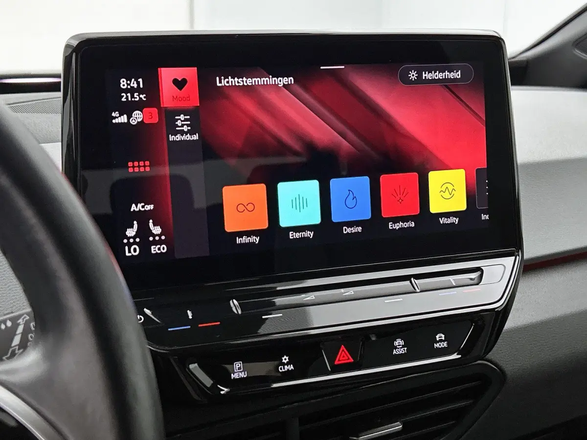 First Plus 58 kWh | 204 PK | SoH 91,21% | Apple Carplay/Android Auto | navigatiesysteem full map | Achteruitrijcamera | DAB ontvanger | Cruise control adaptief met Stop&Go |