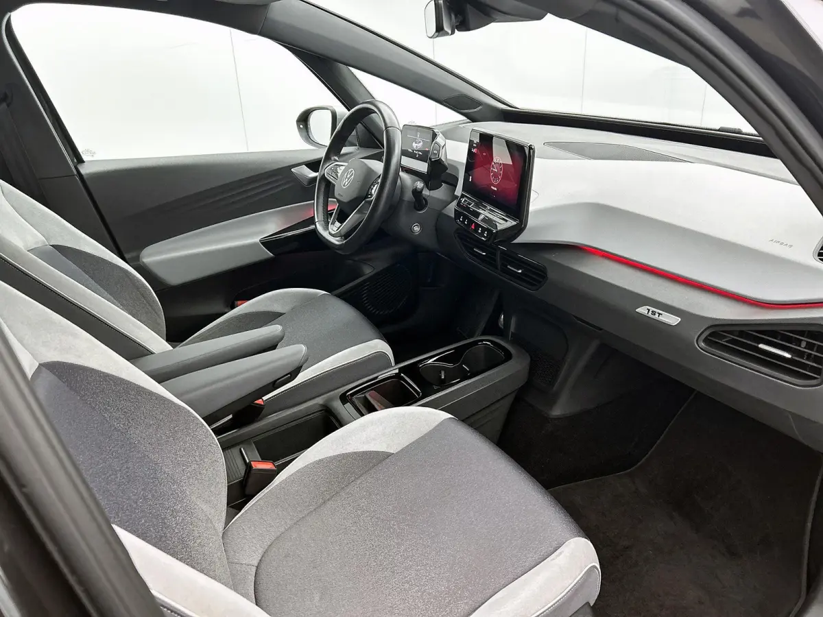 First Plus 58 kWh | 204 PK | SoH 91,21% | Apple Carplay/Android Auto | navigatiesysteem full map | Achteruitrijcamera | DAB ontvanger | Cruise control adaptief met Stop&Go |