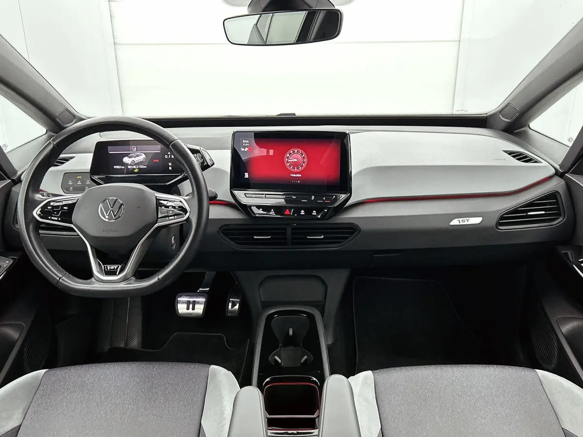 First Plus 58 kWh | 204 PK | SoH 91,21% | Apple Carplay/Android Auto | navigatiesysteem full map | Achteruitrijcamera | DAB ontvanger | Cruise control adaptief met Stop&Go |