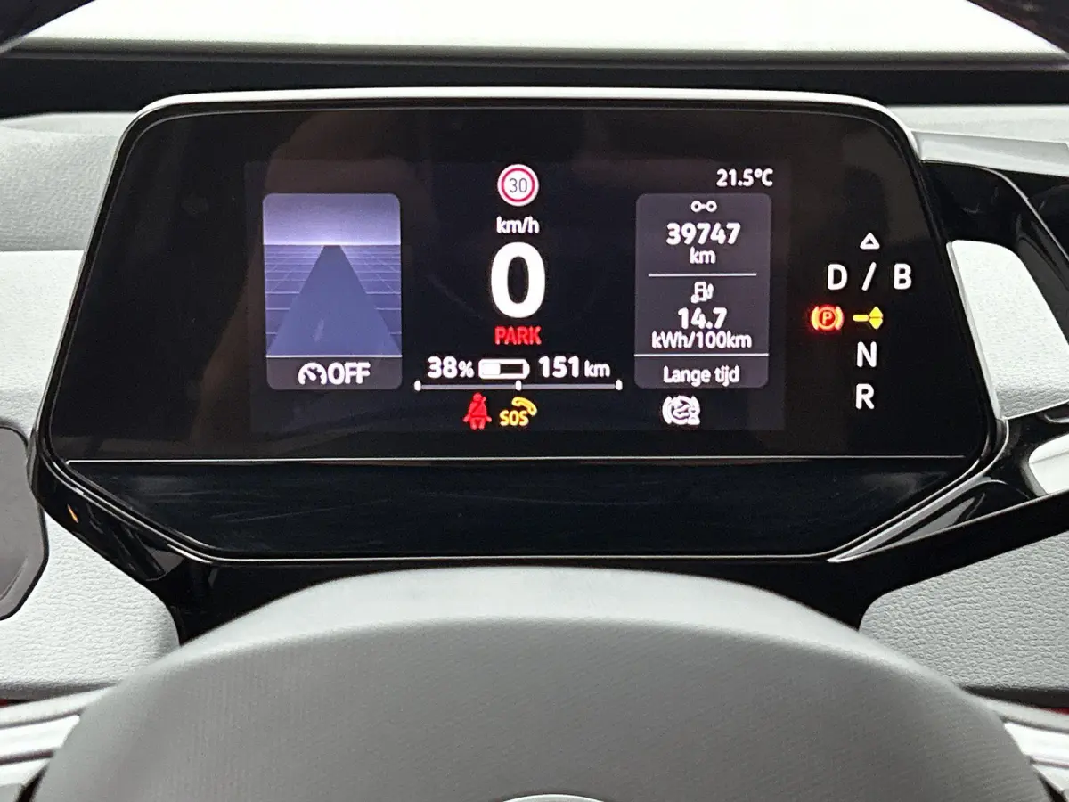 First Plus 58 kWh | 204 PK | SoH 91,21% | Apple Carplay/Android Auto | navigatiesysteem full map | Achteruitrijcamera | DAB ontvanger | Cruise control adaptief met Stop&Go |