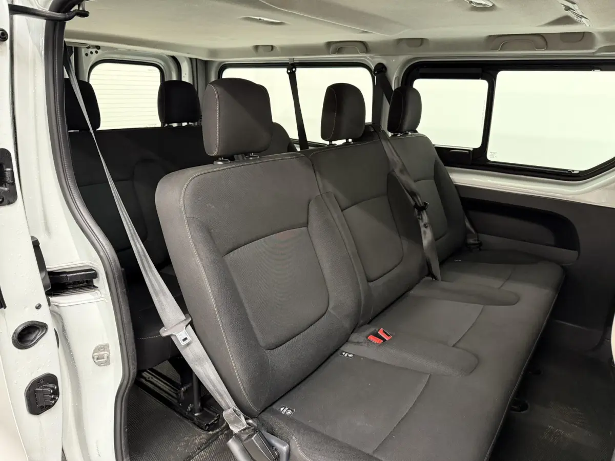 1.6 dCi Grand Zen Energy 9persoons PERSONENBUS Incl. BTW/BPM Airco Navi Cruise Control