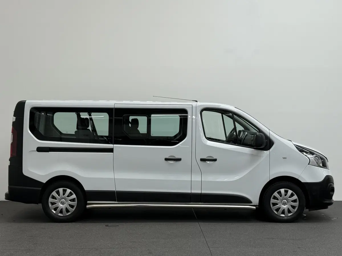 1.6 dCi Grand Zen Energy 9persoons PERSONENBUS Incl. BTW/BPM Airco Navi Cruise Control