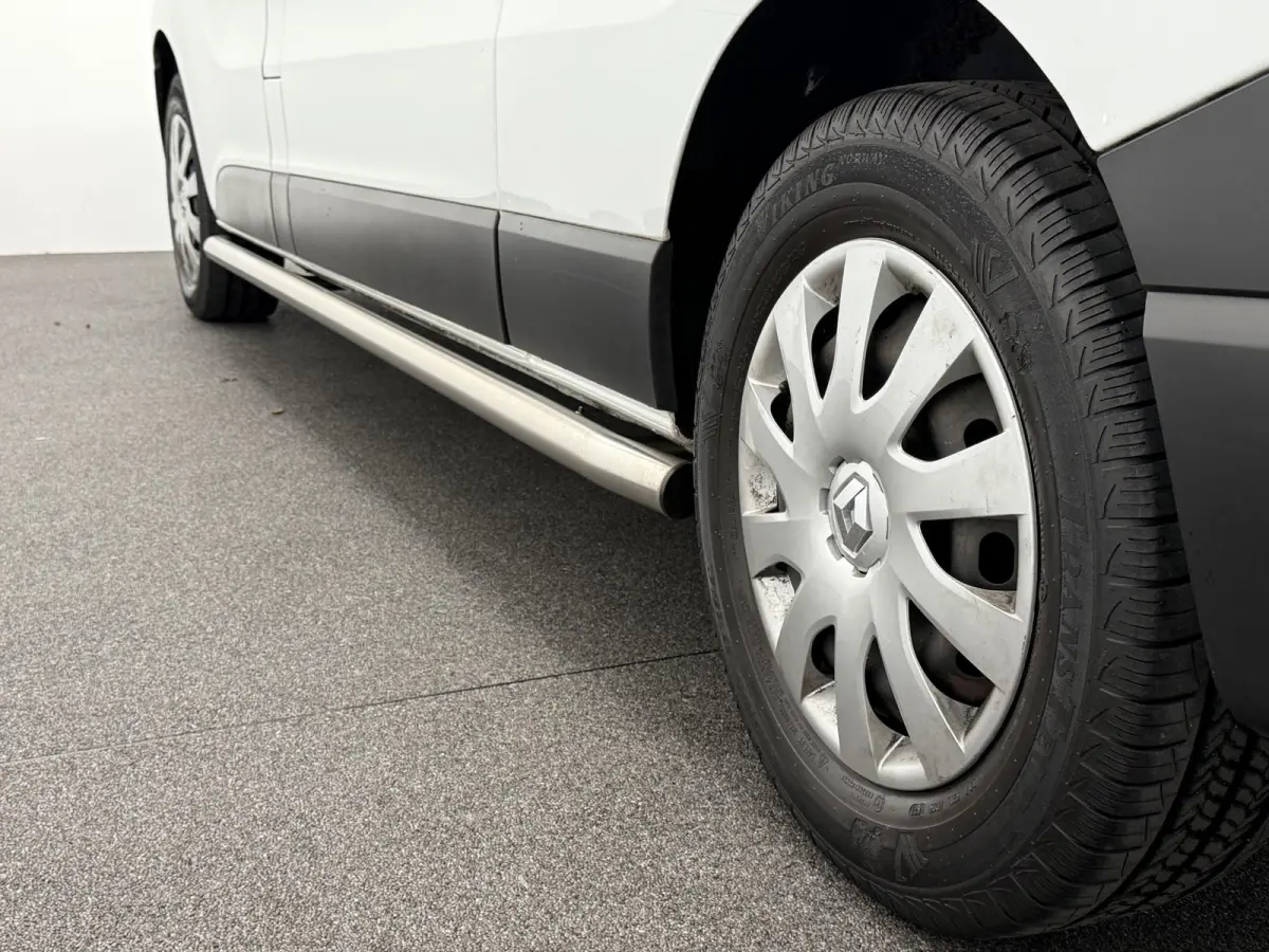 1.6 dCi Grand Zen Energy 9persoons PERSONENBUS Incl. BTW/BPM Airco Navi Cruise Control