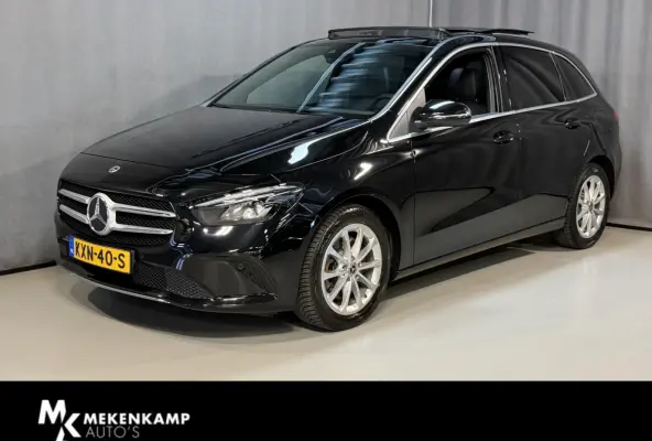 250 e 17"/Leder/Panoramadak/Stoel + stuurverwarming/Camera/PDC v+a/Apple Carplay & Android Auto