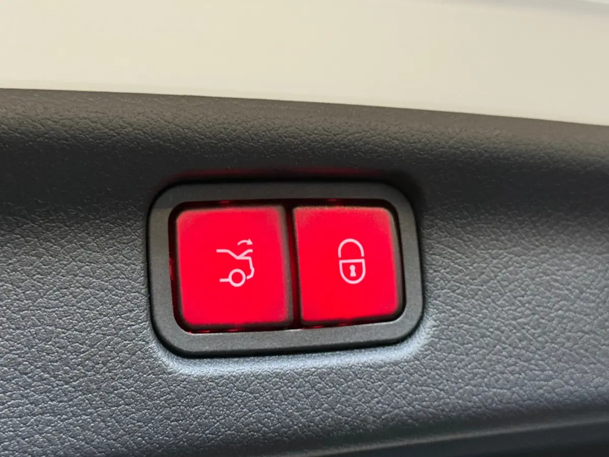 300 e AMG Pano Memory Burmester Distronic Massage 360 Digital Led Sfeer