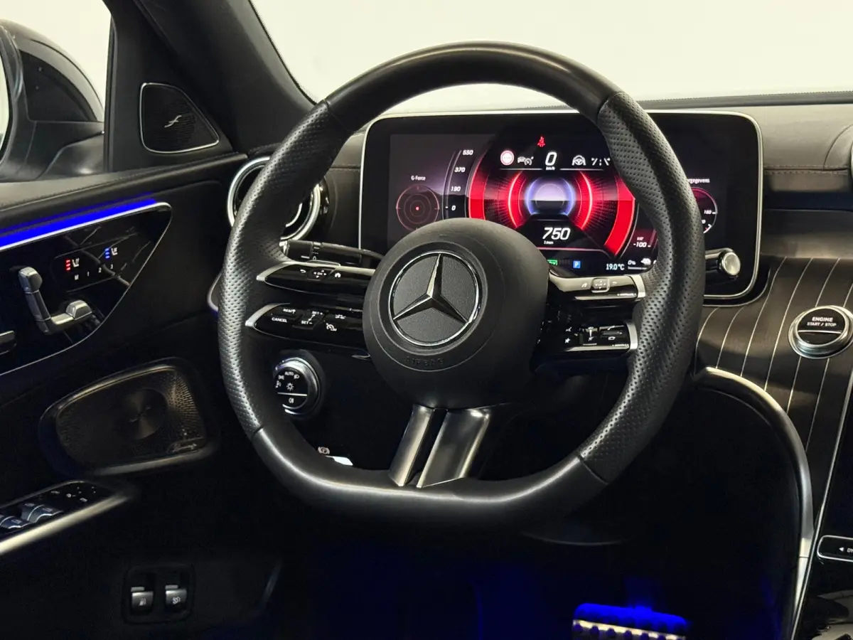 300 e AMG Pano Memory Burmester Distronic Massage 360 Digital Led Sfeer