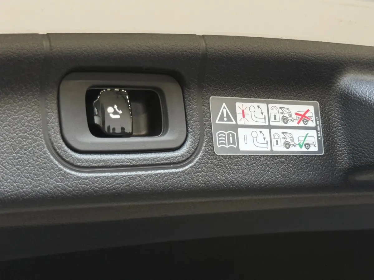 300 e AMG Pano Memory Burmester Distronic Massage 360 Digital Led Sfeer