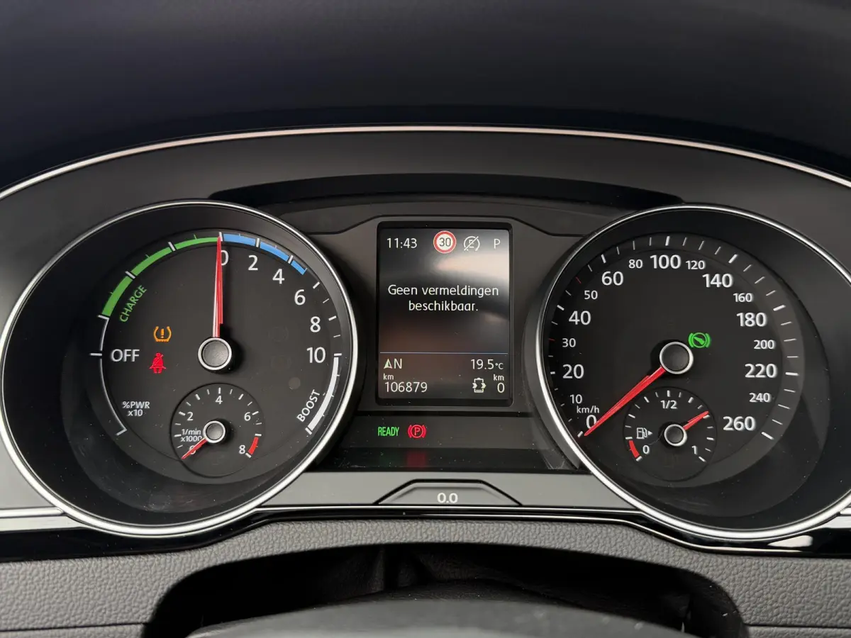 1.4 TSI PHEV GTE Business 18"/Panoramadak/Trekhaak/Camera/PDC v+a/Elektrische klep/Apple Carplay & Android Auto