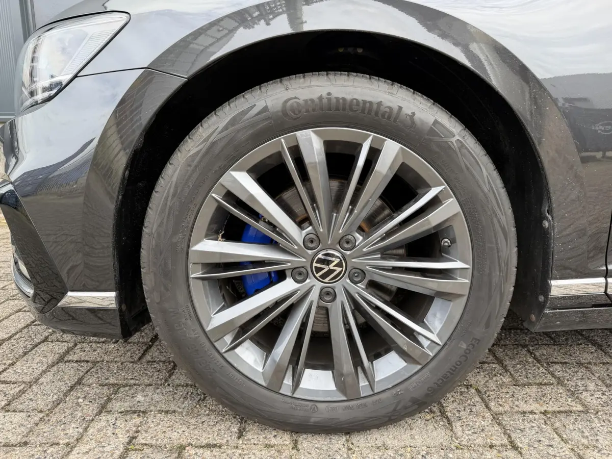 1.4 TSI PHEV GTE Business 18"/Panoramadak/Trekhaak/Camera/PDC v+a/Elektrische klep/Apple Carplay & Android Auto