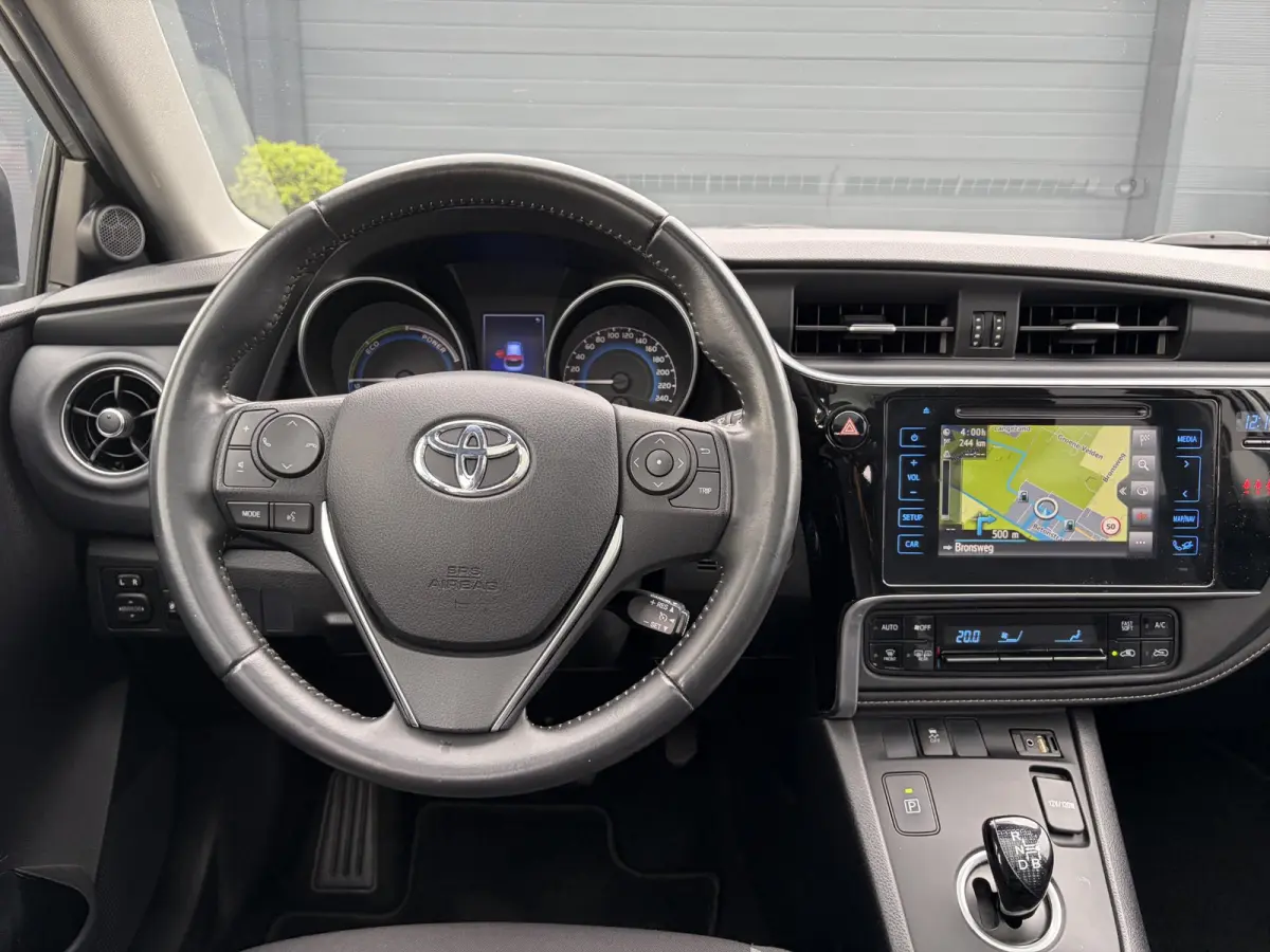 1.8 Hybrid Trend ✓Dealer Onderhouden✓2e Eigenaar✓Pano✓Trekhaak✓Camera✓Navi✓Clima✓Cruise✓Lm velgen✓Extra Winterset✓136pk✓N.A.P✓Apk tot 07-2027