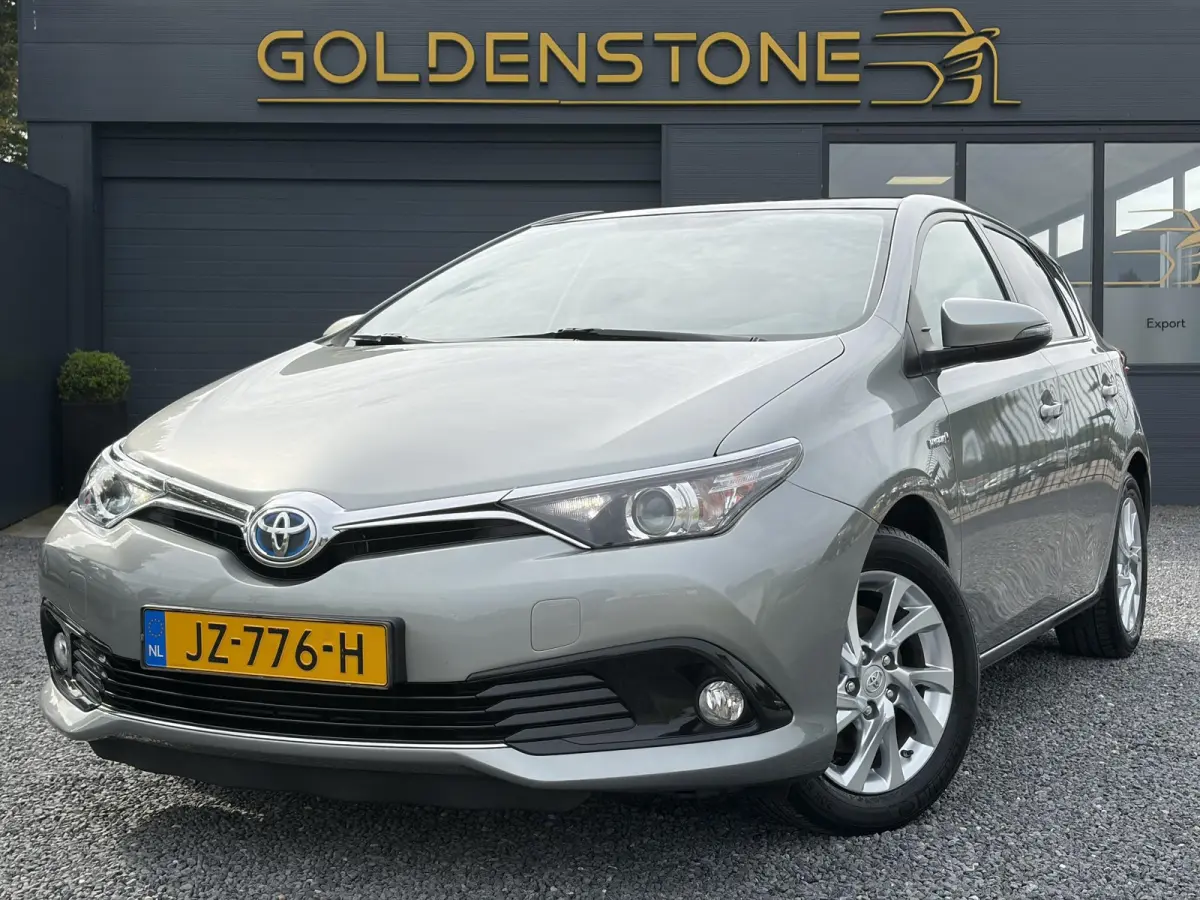 1.8 Hybrid Trend ✓Dealer Onderhouden✓2e Eigenaar✓Pano✓Trekhaak✓Camera✓Navi✓Clima✓Cruise✓Lm velgen✓Extra Winterset✓136pk✓N.A.P✓Apk tot 07-2027
