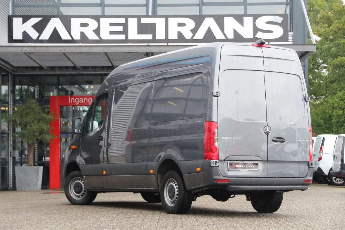 317 CDI | Aut. | RWD | L2H2 | Navi | Camera | Clima..