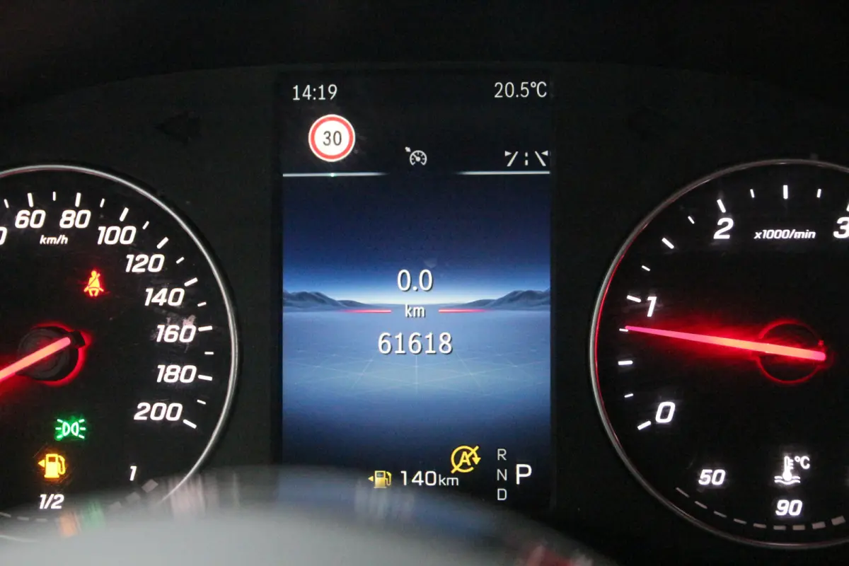 317 CDI | Aut. | RWD | L2H2 | Navi | Camera | Clima..