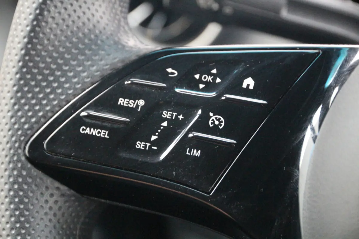 317 CDI | Aut. | RWD | L2H2 | Navi | Camera | Clima..