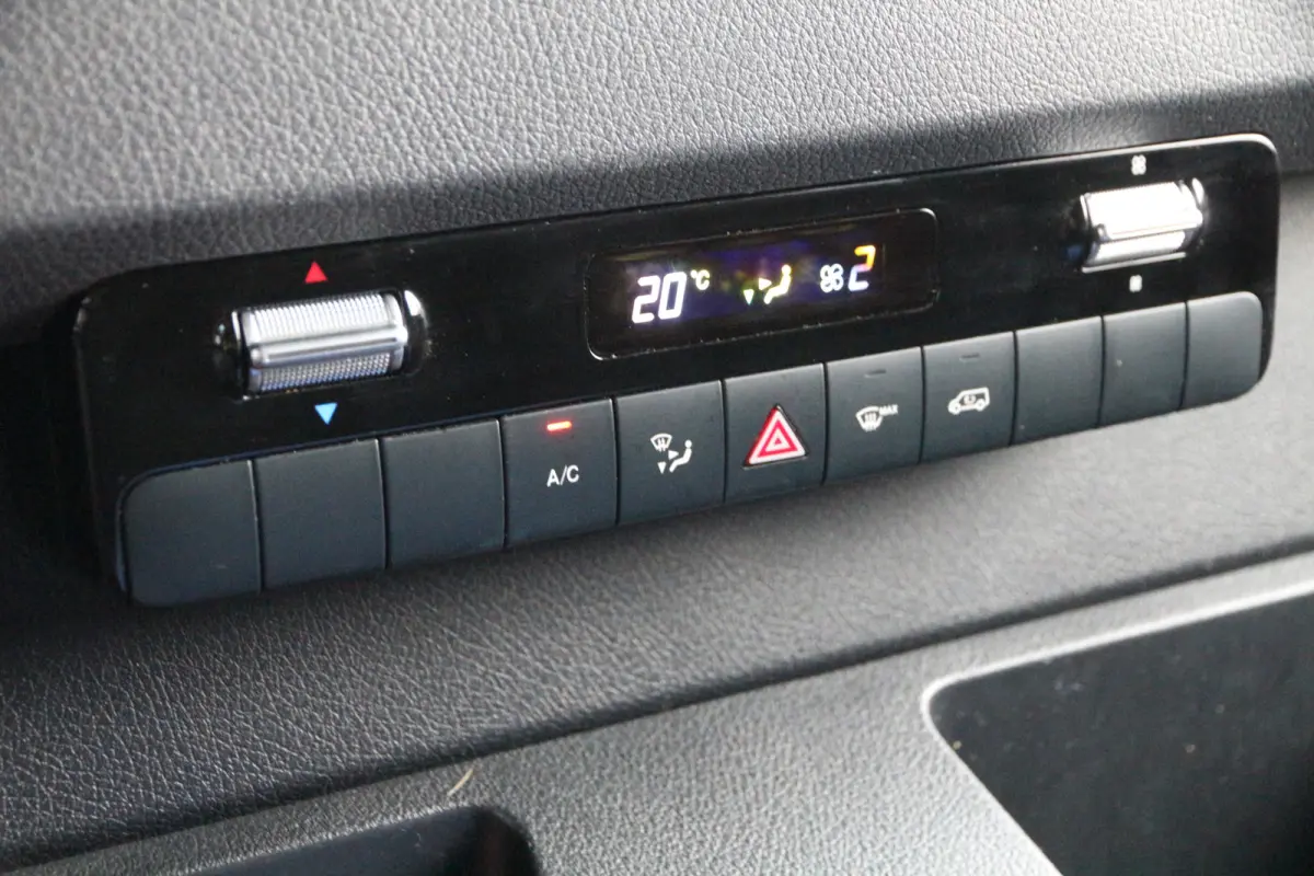 317 CDI | Aut. | RWD | L2H2 | Navi | Camera | Clima..