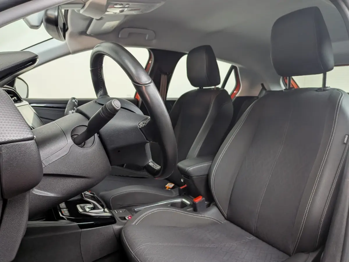 Elegance 50 kWh 3-Fase | SOH 92% | Dealer Onderhouden! | LED | Clima | Cruise Adaptive | Camera | Half Leder | keyless | Parkeersensoren V+A | Lichtmetalen Velgen