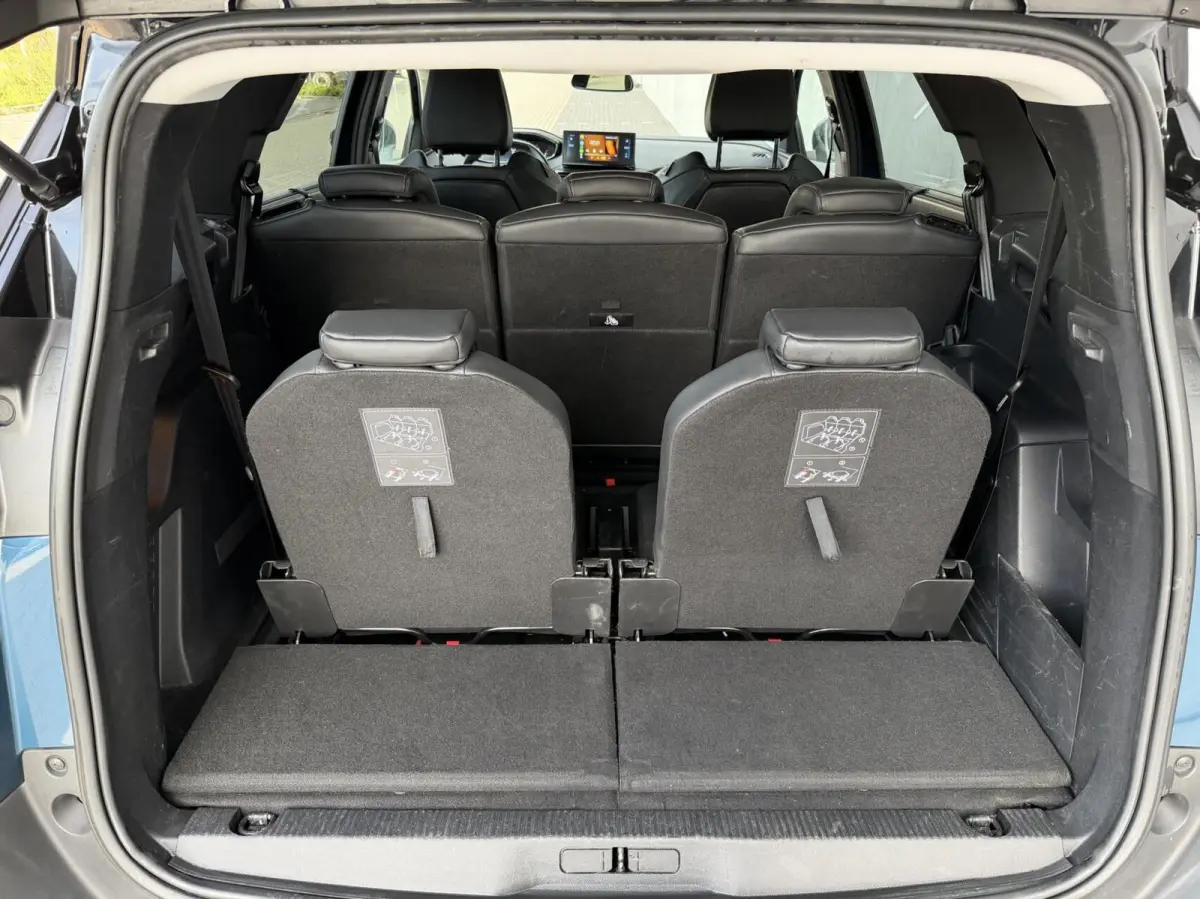 1.2 Road Trip | 7 pers | Camera | CarPlay | Virtual cockpit