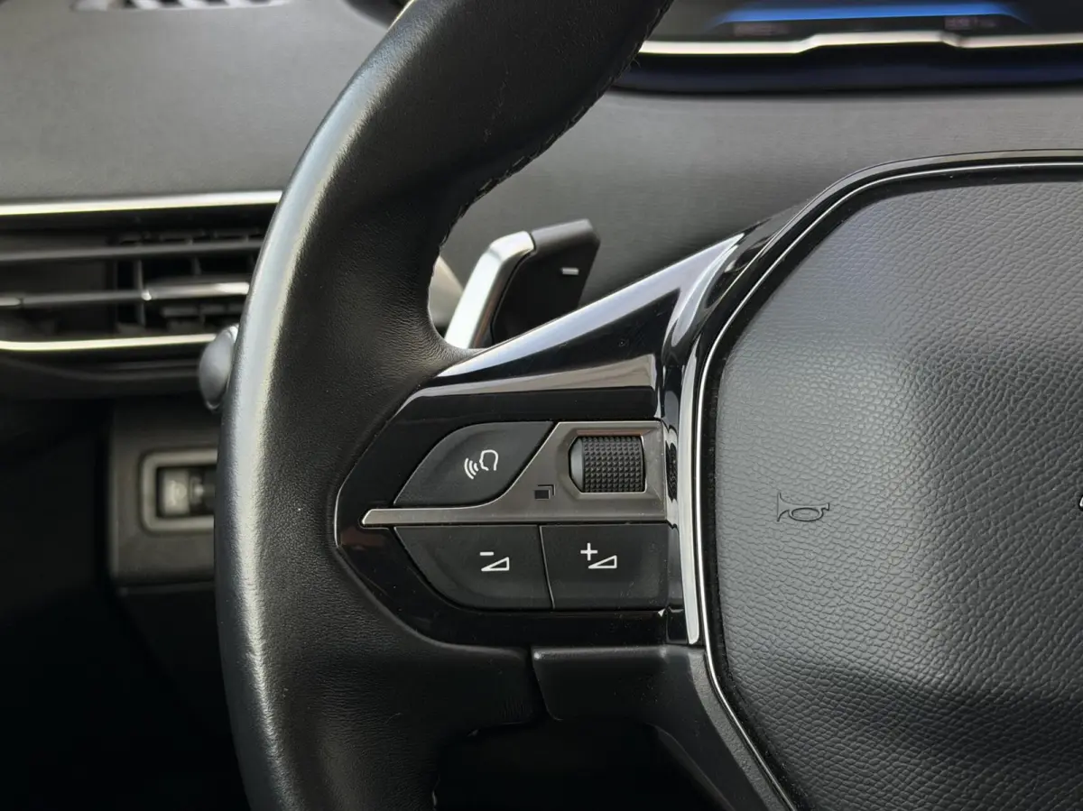 1.2 Road Trip | 7 pers | Camera | CarPlay | Virtual cockpit