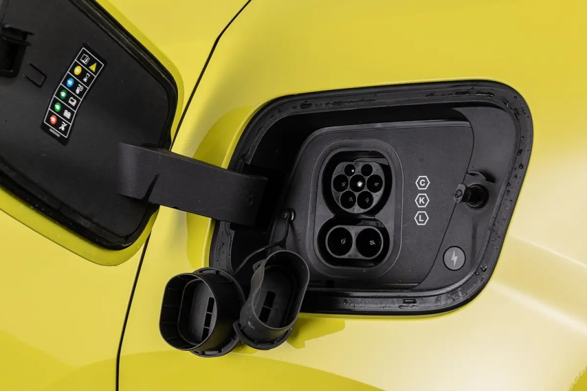 Single Motor Extended Range 69 kWh Ultra | PANORAMADAK | EL. STOELEN | harman/kardon | EL.STOELEN | SOH: 97.6% |