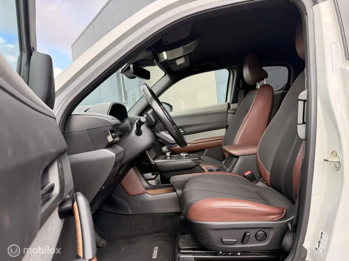 e-SkyActiv 145 Comfort | SOH 93%| HUD | Memory | Camera | 18” | Ceramic
