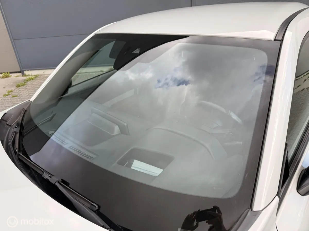 e-SkyActiv 145 Comfort | SOH 93%| HUD | Memory | Camera | 18” | Ceramic