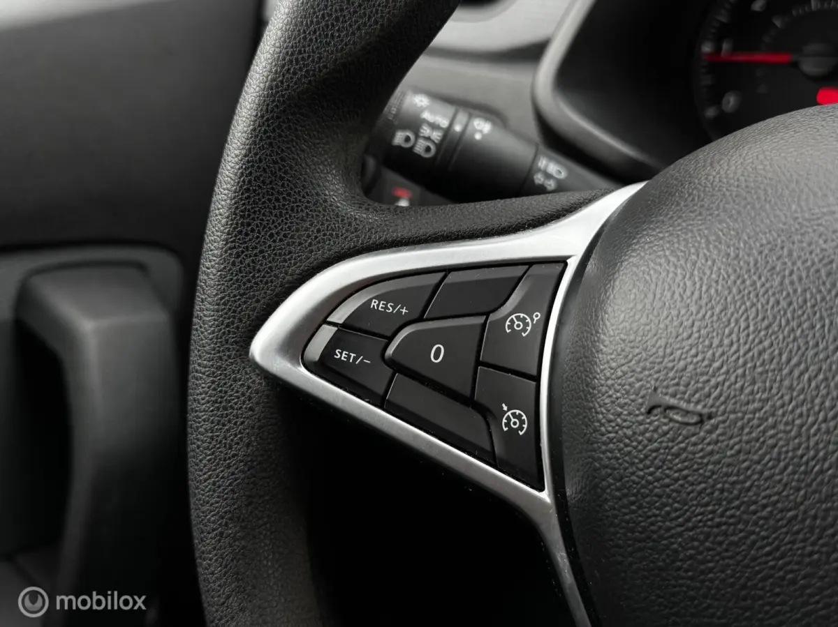 1.5 dCi 75 Generique Camera*Cruise*Bluetooth