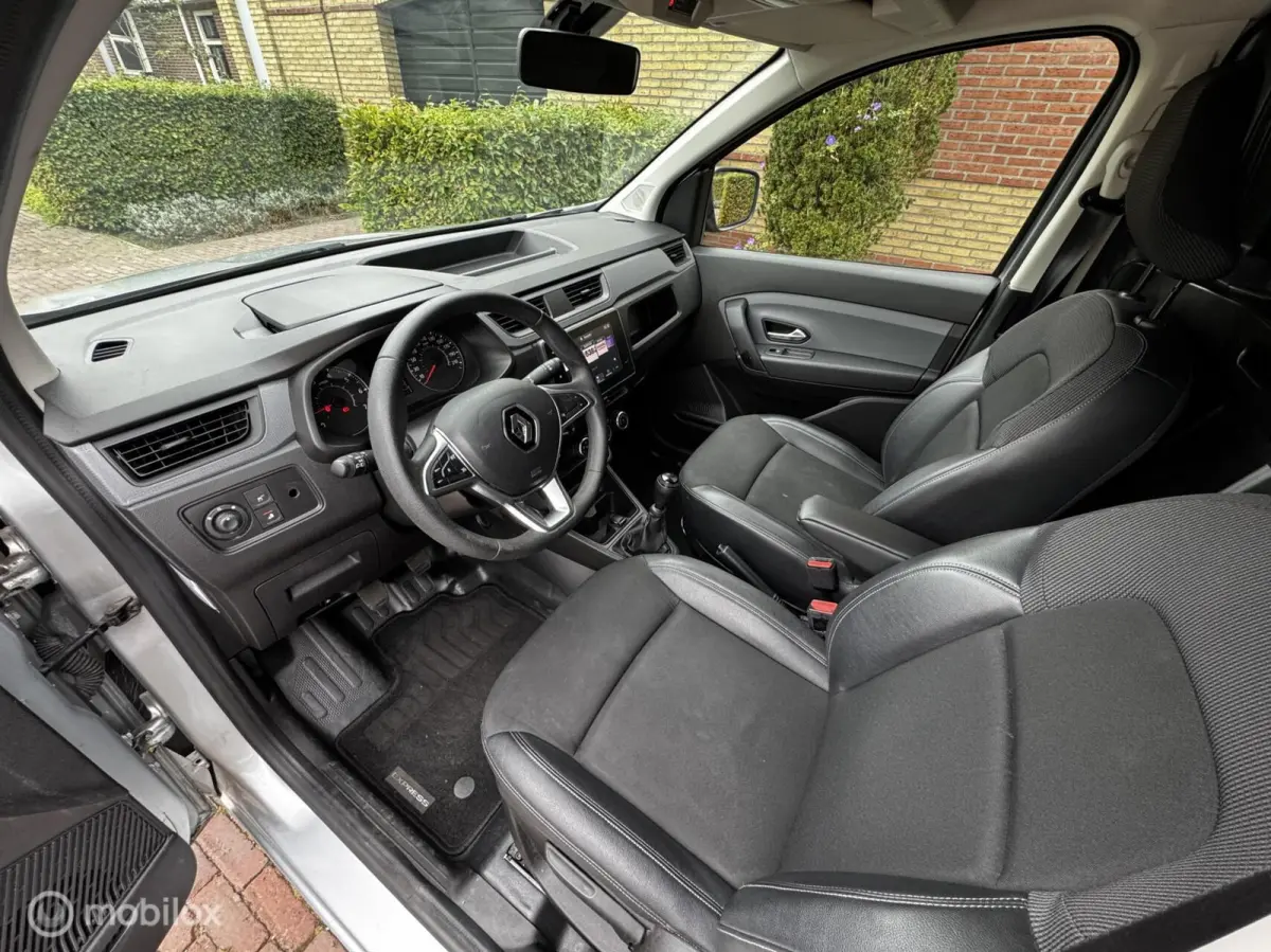 1.5 dCi 75 Generique Camera*Cruise*Bluetooth
