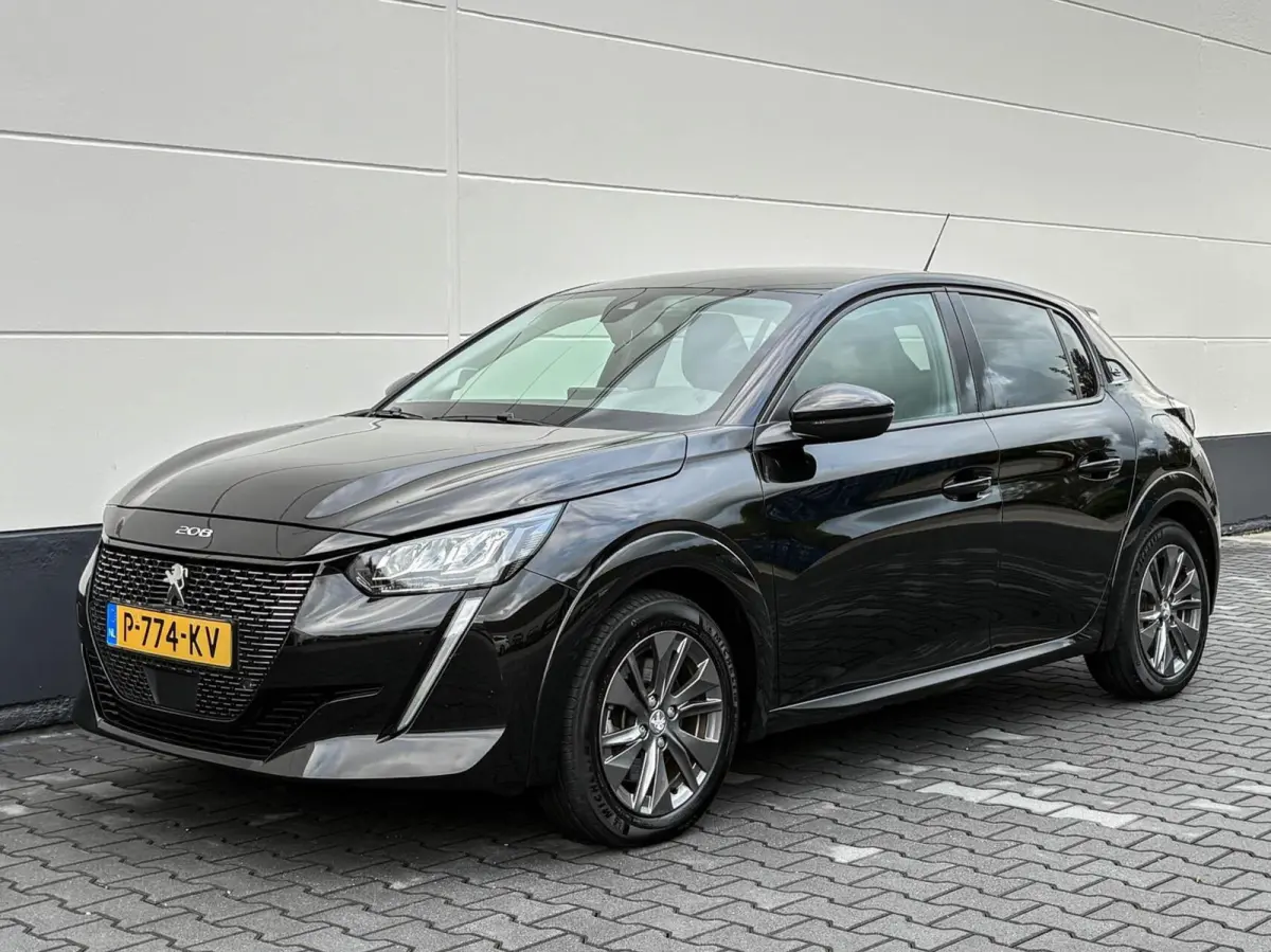 EV Allure Pack 50 kWh 3-fase | SOH 92% | Navigatie | 3D Cockpit | Half leder | Camera