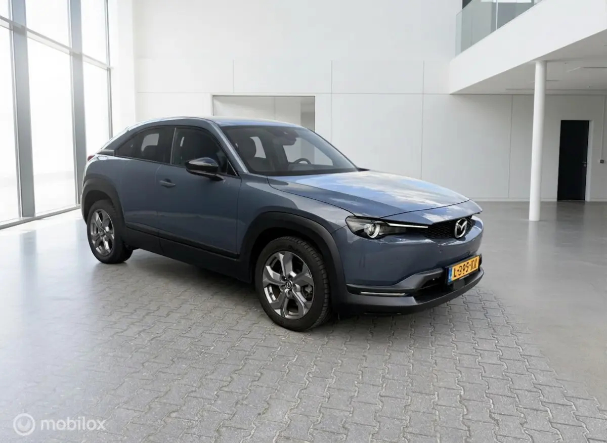 e-SkyActiv 145 36 kWh | SOH 94% MOBA | Camera | Stoel-/Stuurverwarming | 18”
